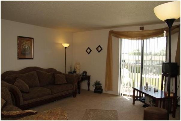 Perrine Court Apartments - Photo 3 of 16