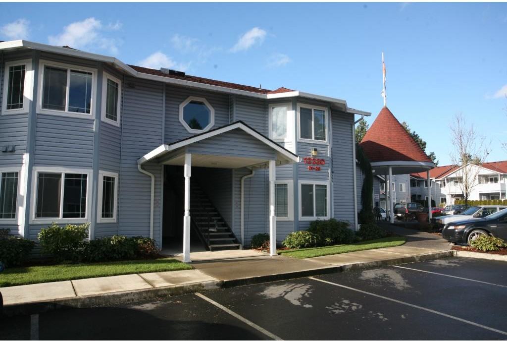 Gilhurst - Photo 3 of 19