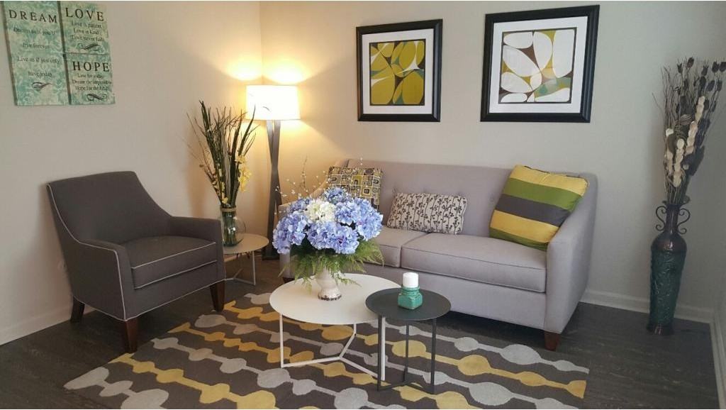 The Boulevard Apartments - Photo 3 of 18