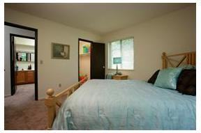 The Fairways Apartments - Photo 3 of 7