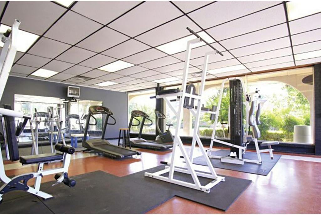 The Villas at Yorktown - Photo 2 of 5