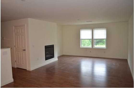 Monument Garden - Photo 2 of 12