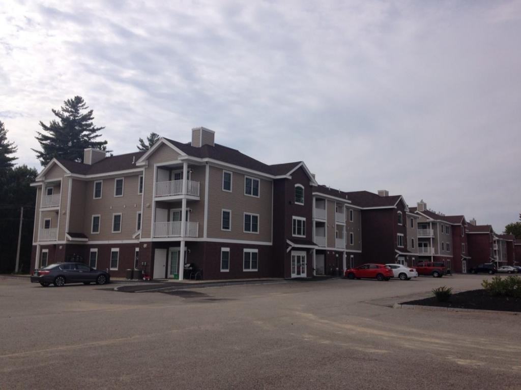 Monument Garden - Photo 3 of 12