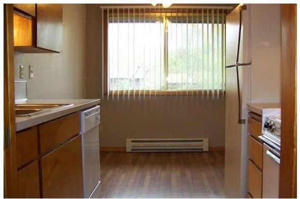 Royal Oaks Apartments - Photo 2 of 9