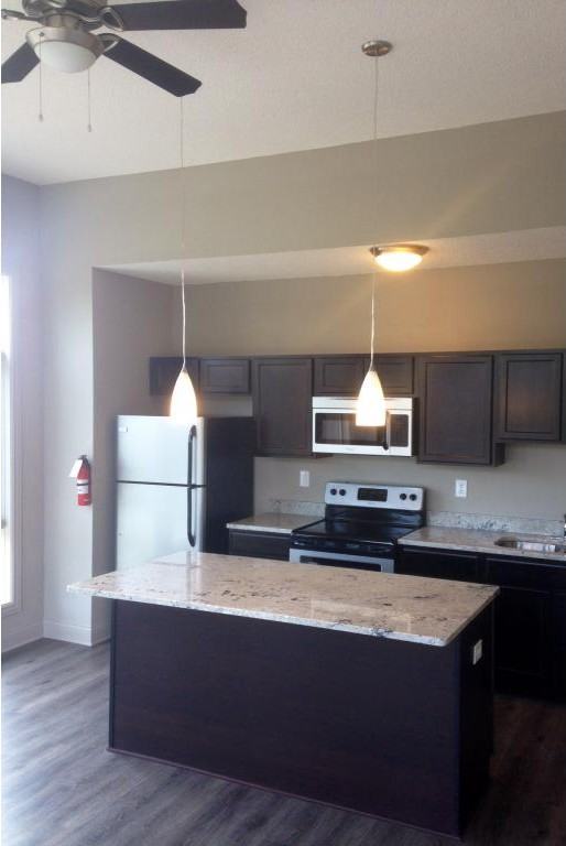 The Crest - Photo 2 of 10