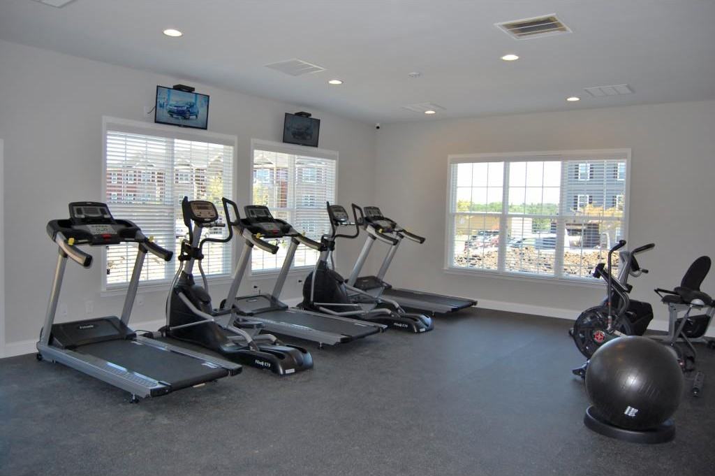 Villas at Regal Manor - Photo 2 of 18