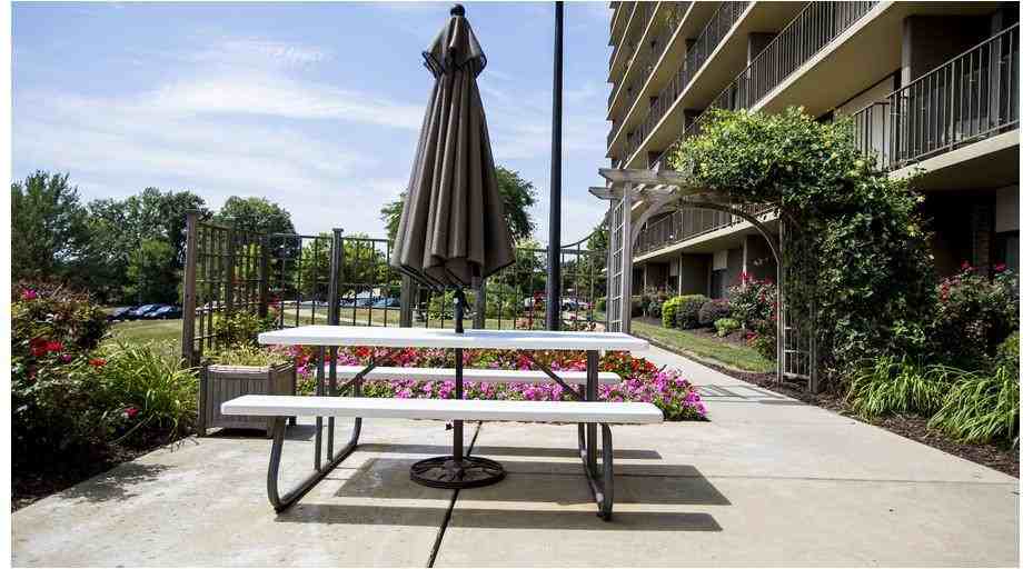 Perrytown Place - Photo 2 of 19