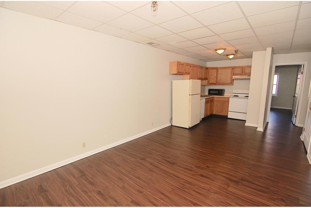 Village Edge Apartments - Photo 3 of 11