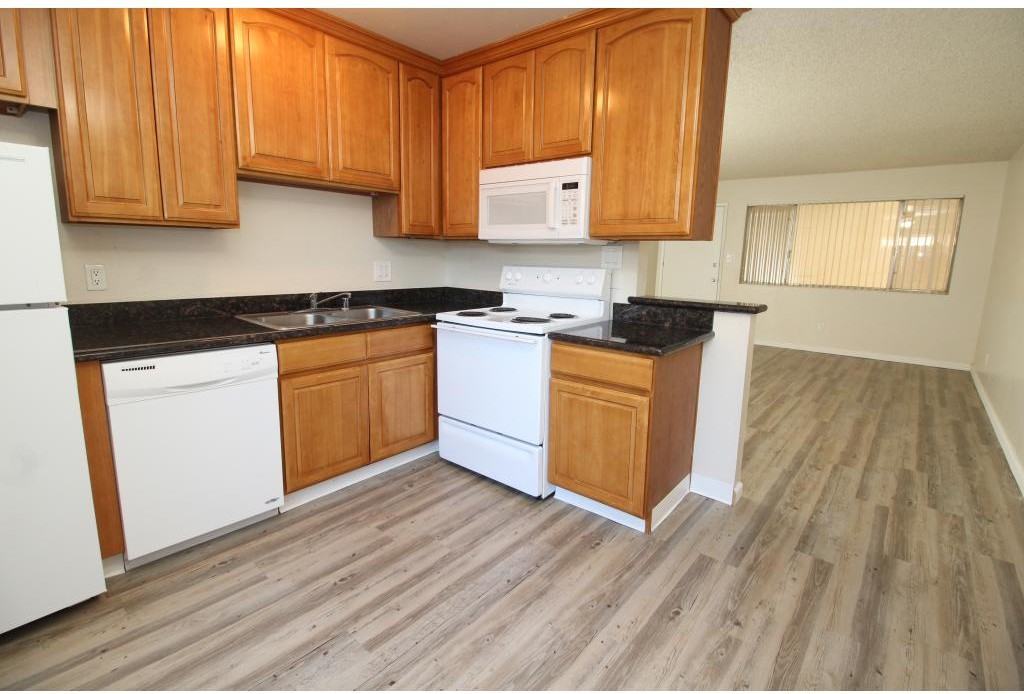 Courtyard Apartments - Photo 3 of 13