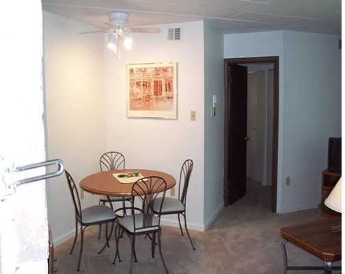 Summit Apartments - Photo 2 of 14