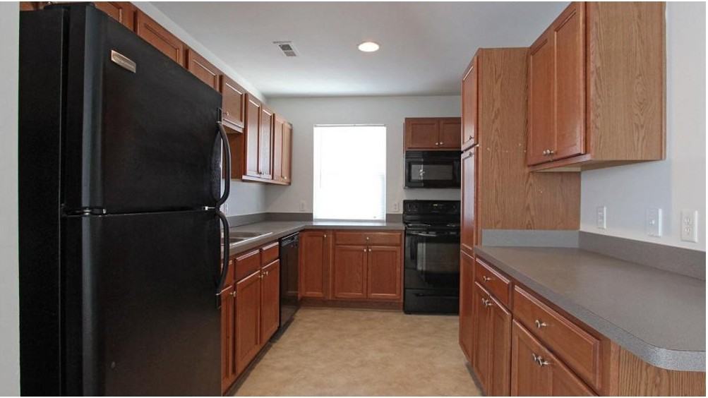 Boston Cove - Photo 3 of 10