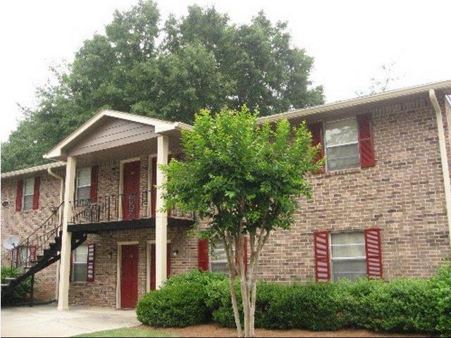 Southern Oaks - Photo 3 of 20