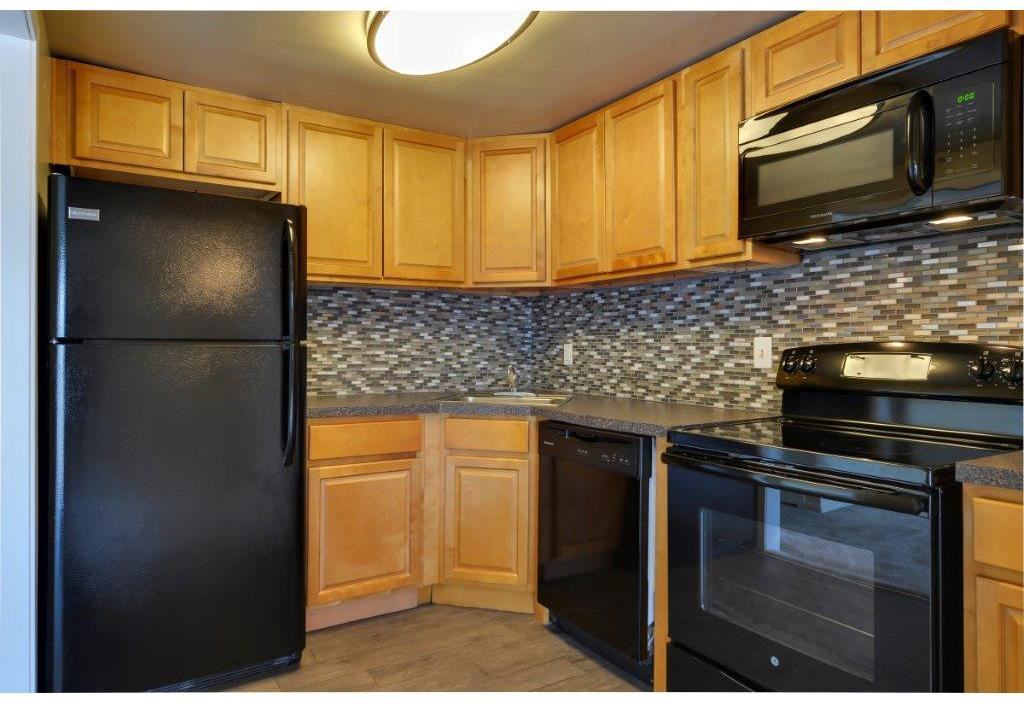 The Colony at Towson Apartments & Townhomes 1 Bonrock Ct, Towson, MD