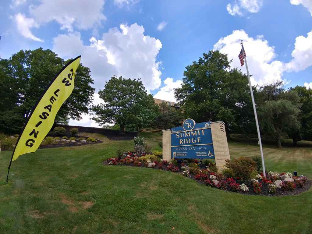 Towers at Summit Ridge - Photo 3 of 19