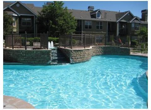 The Marquis at Town Centre - Photo 2 of 17