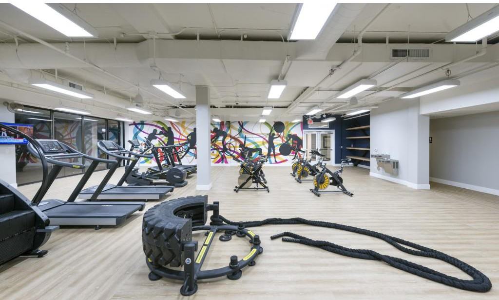 Eight 80 Newport Beach - Photo 2 of 20