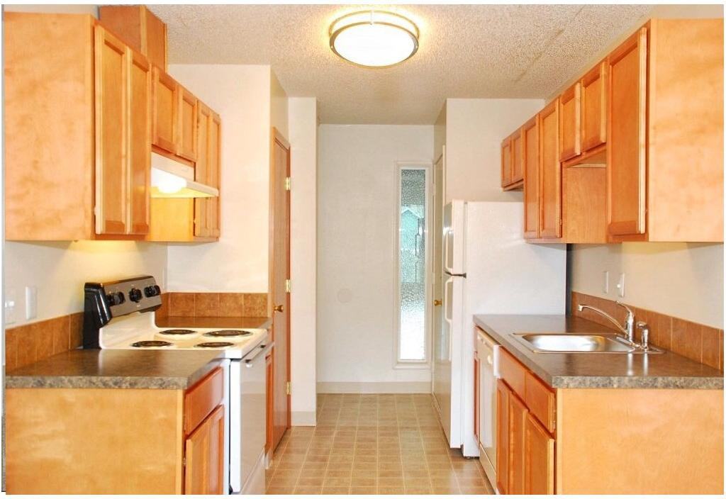 Holly Acres - Photo 3 of 19