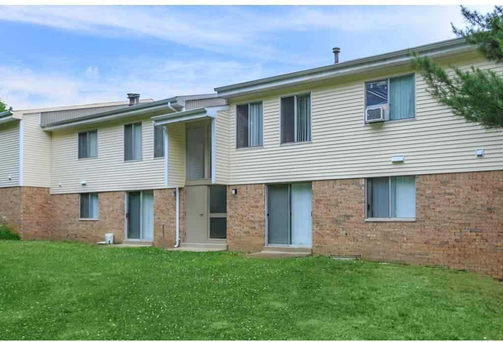 Greenview Gardens Apartments - Photo 3 of 20