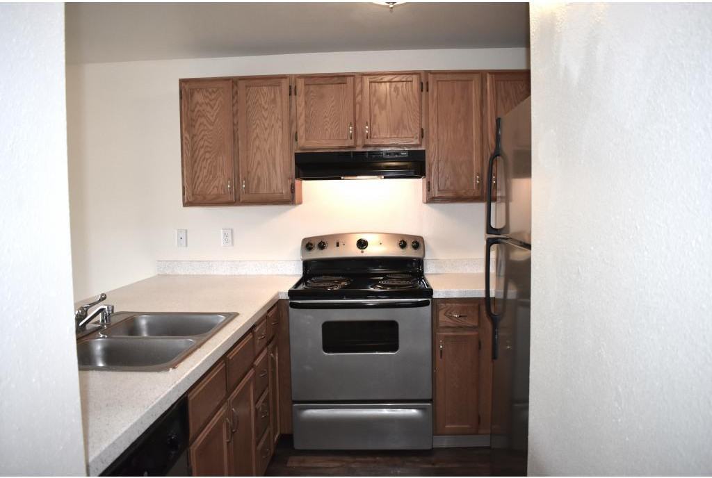 Highland Green - Photo 3 of 20