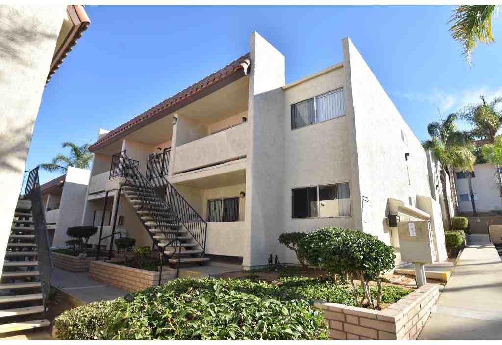 Sunset Views Apartments 1420 Alturas Rd, Fallbrook, CA 92028 Zumper