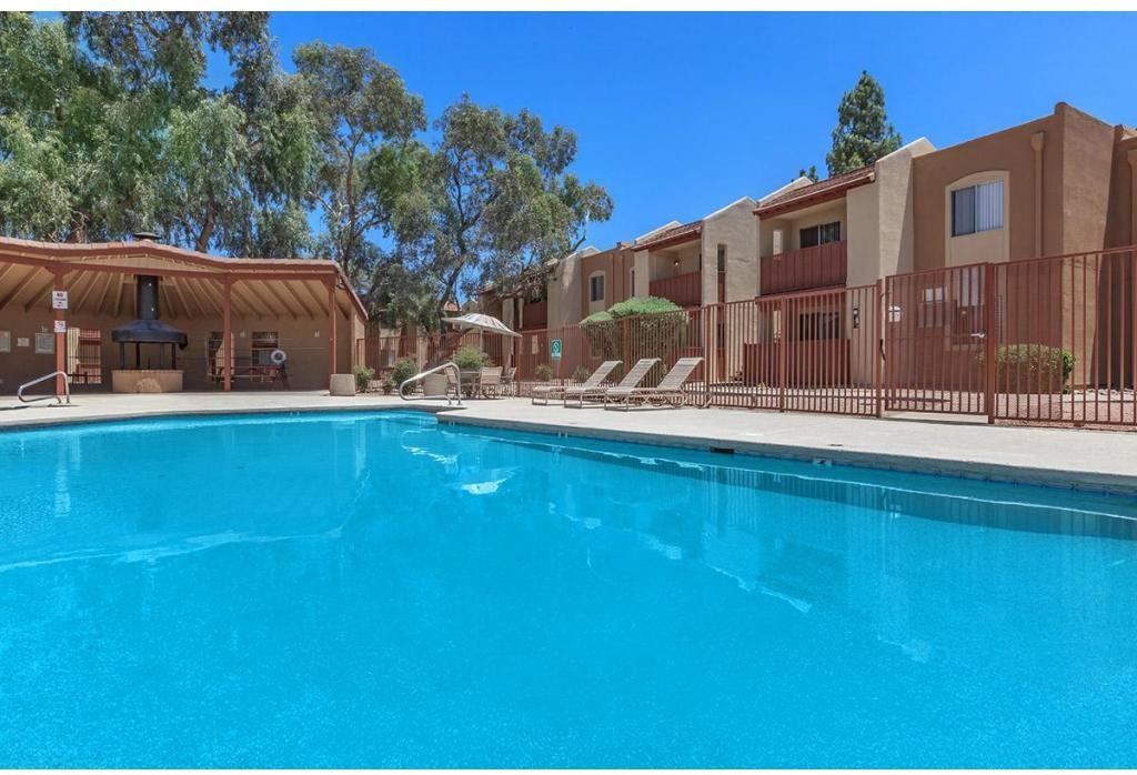 Fox Point Apartments - Photo 2 of 20