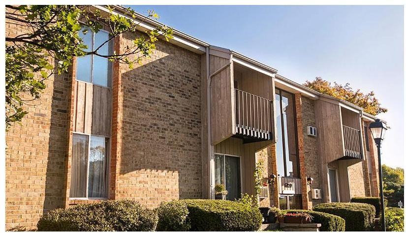 College Square - Photo 2 of 3