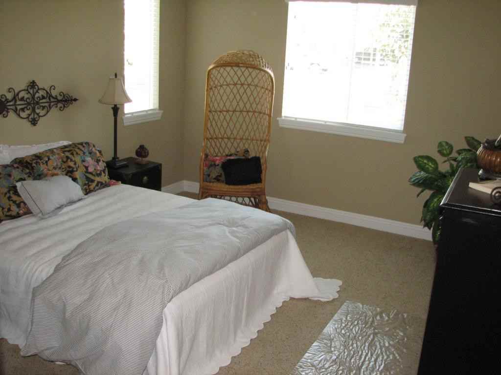 Somerset Apartments and Villas - Photo 2 of 19