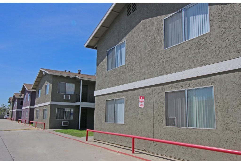 Arbor Apartments - Photo 3 of 18