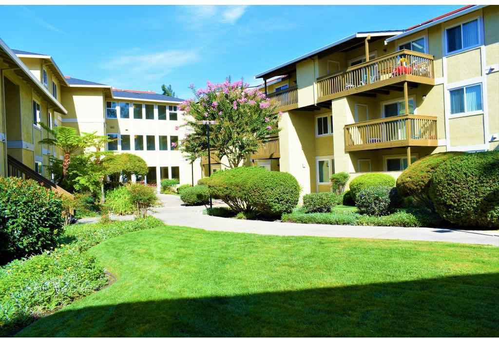 Vista Creek - Photo 2 of 19