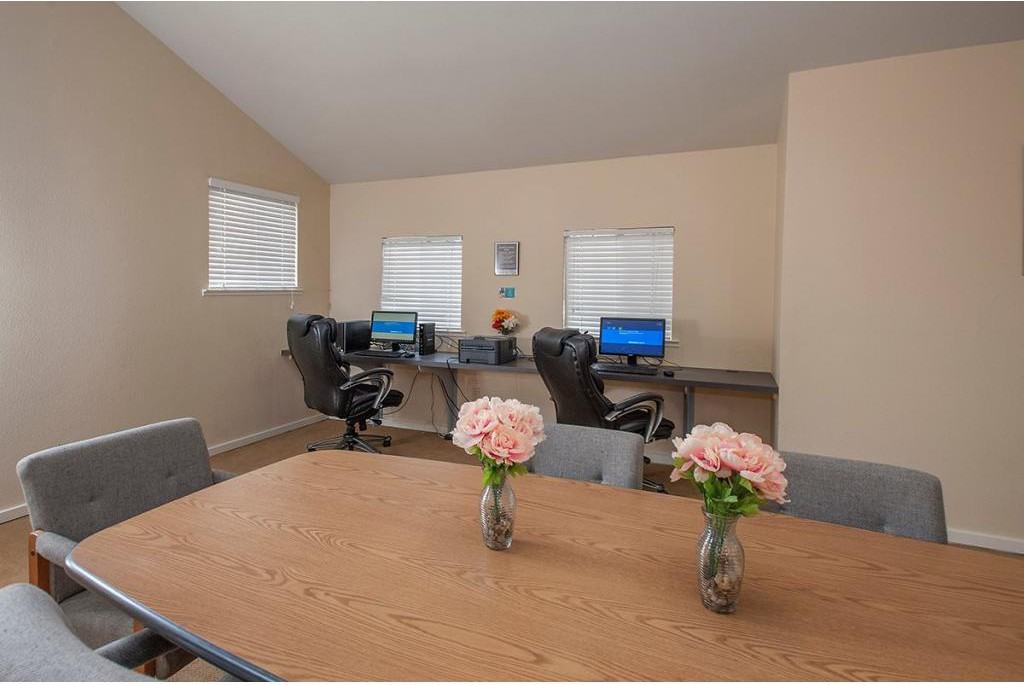 The Meritage - Photo 3 of 19