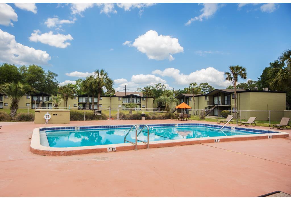 Whispering Oaks Apartments 4800 Atlantic Blvd, Jacksonville, FL 32207