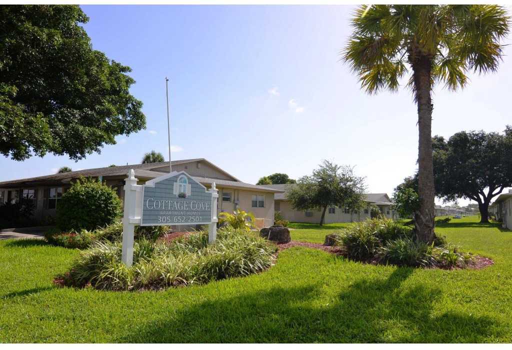 Cottage Cove Apartments 12 NE 188th St, Miami, FL 33179 Zumper