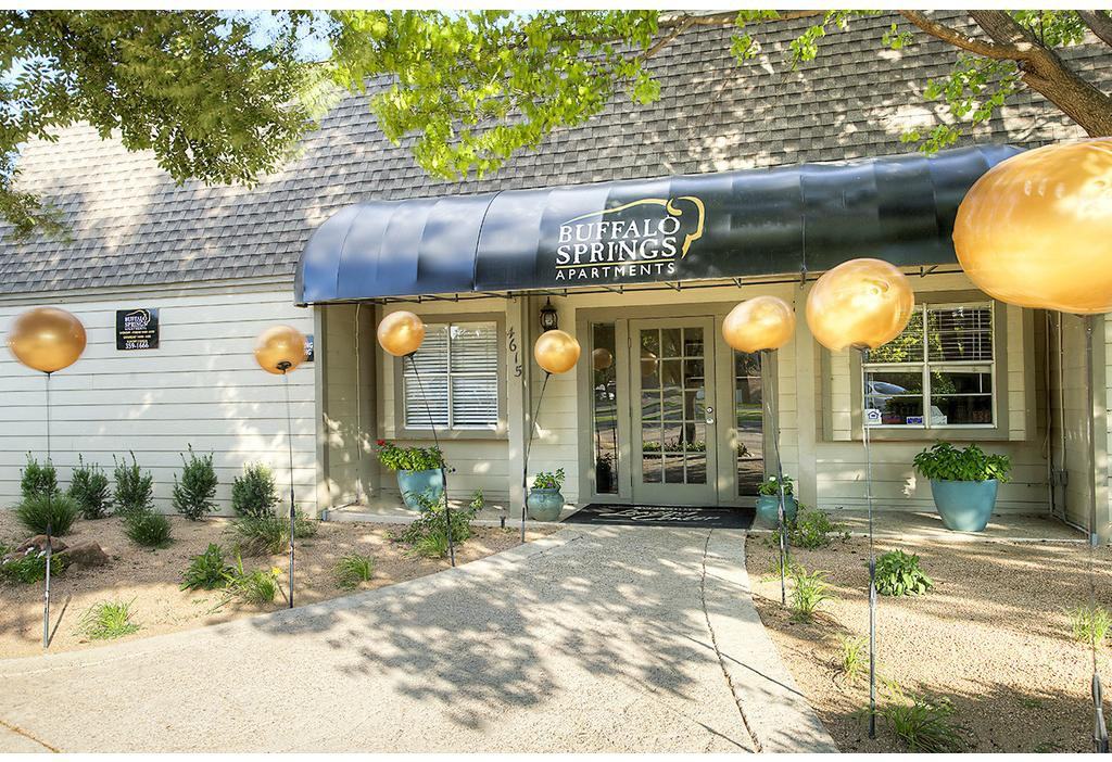 Buffalo Springs Apartments - Photo 3 of 14