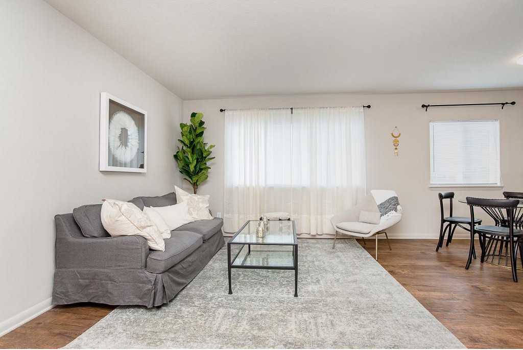 University Crossing Apartments and Townhomes - Photo 3 of 20