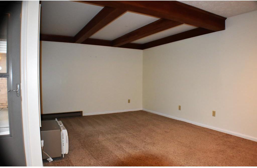 Creekside Villas - Photo 3 of 19