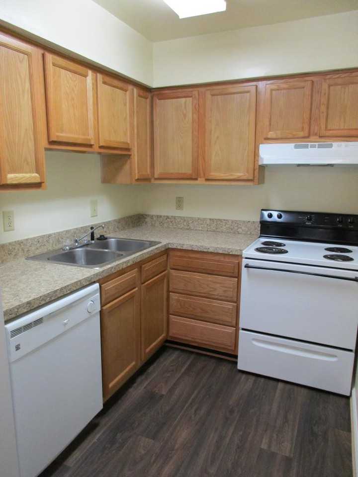 Johns Creek Apartments - Photo 3 of 20