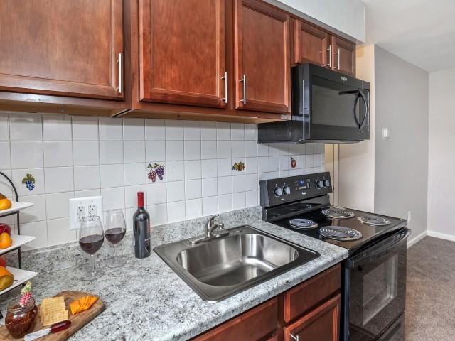 Liberty Square - Photo 3 of 15