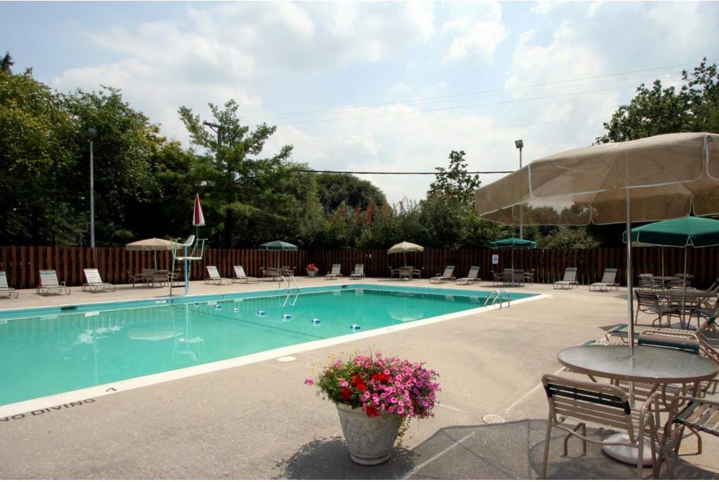 Honeywood Apartment Homes - Photo 3 of 12