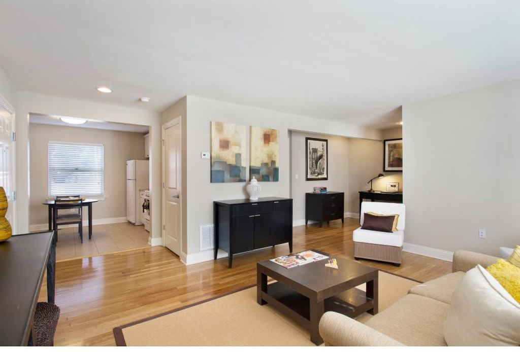 Rodgers Forge Apartments - Photo 2 of 20