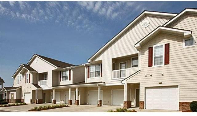 Avondale at Kempsville - Photo 2 of 16