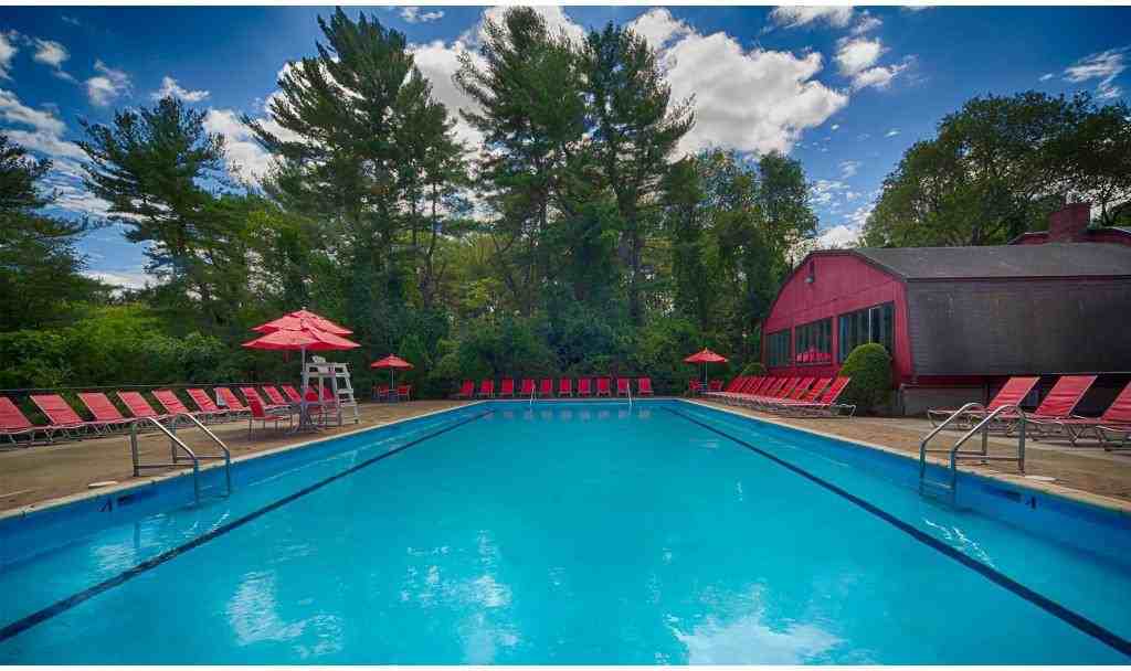 Waterford Village Apartments - Photo 2 of 20