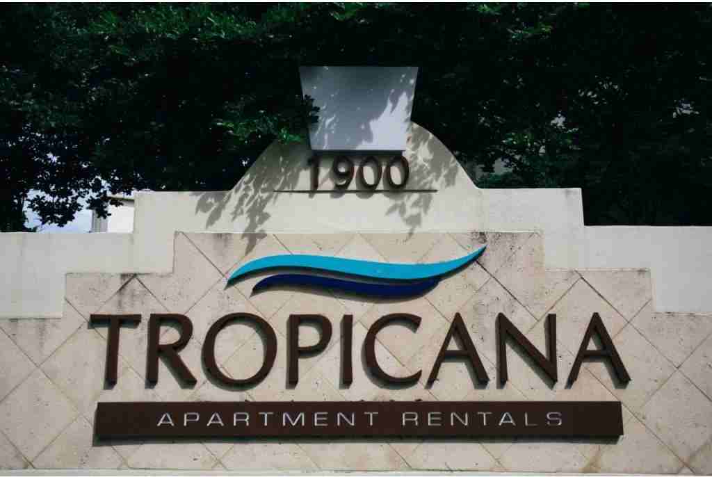 Tropicana Apartments and Bayview Palms Apartments - Photo 3 of 20