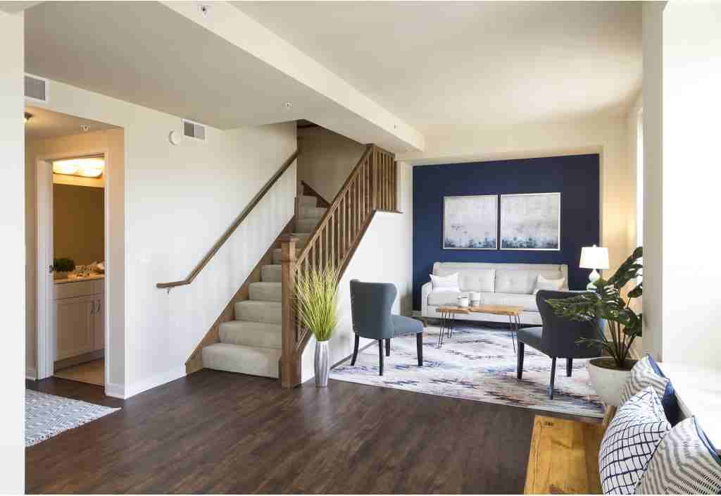 The Grand Wisconsin Apartments - Photo 3 of 19