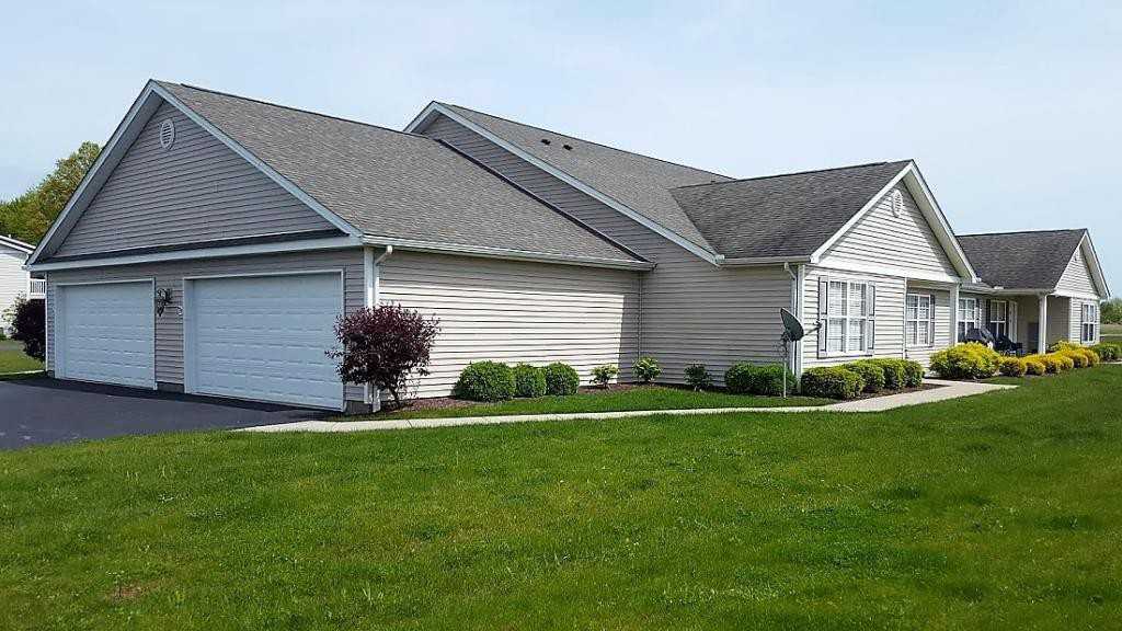 Evergreen Terrace Luxury Apartments - Photo 3 of 20