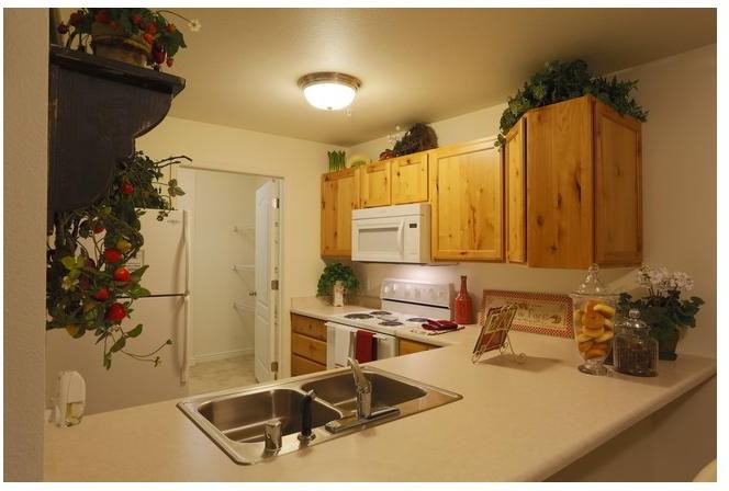 Hunter's Pointe - Photo 3 of 19