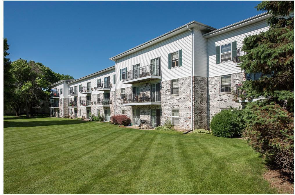 The New Fountains - Photo 2 of 20