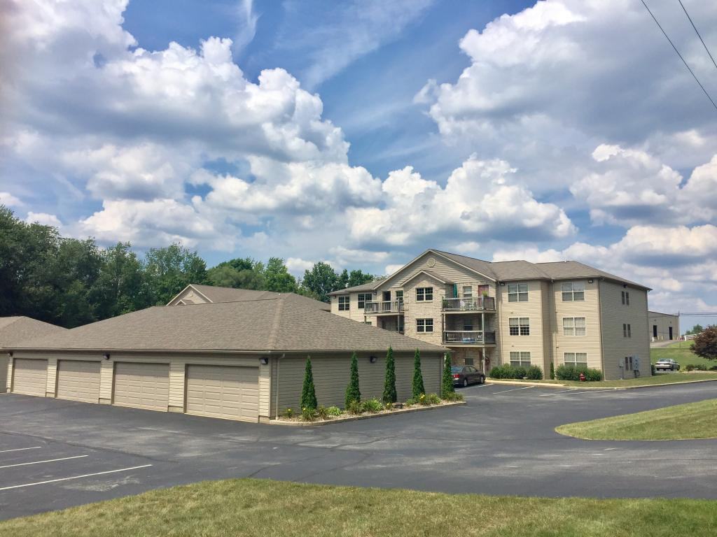 Sunny Hill Villas - Photo 2 of 20