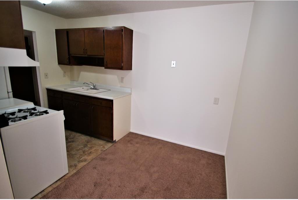 2426 Blaisdell - Photo 3 of 10