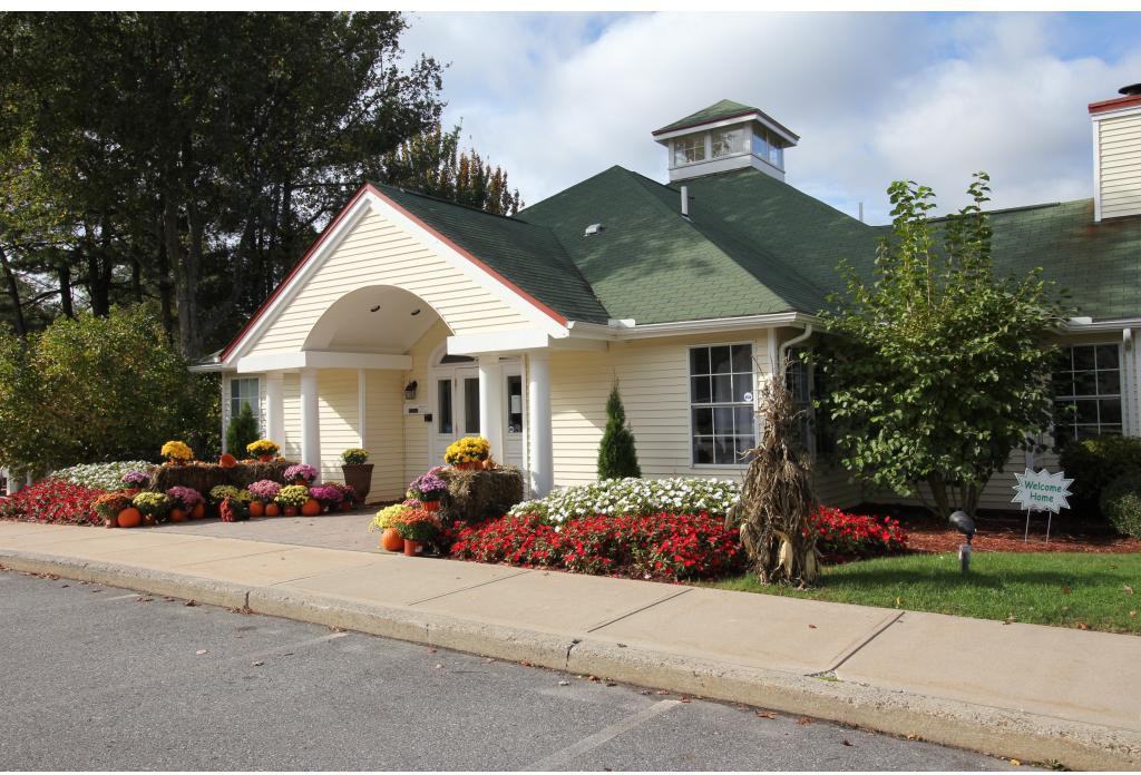 Country Glen Apartments - Photo 3 of 20