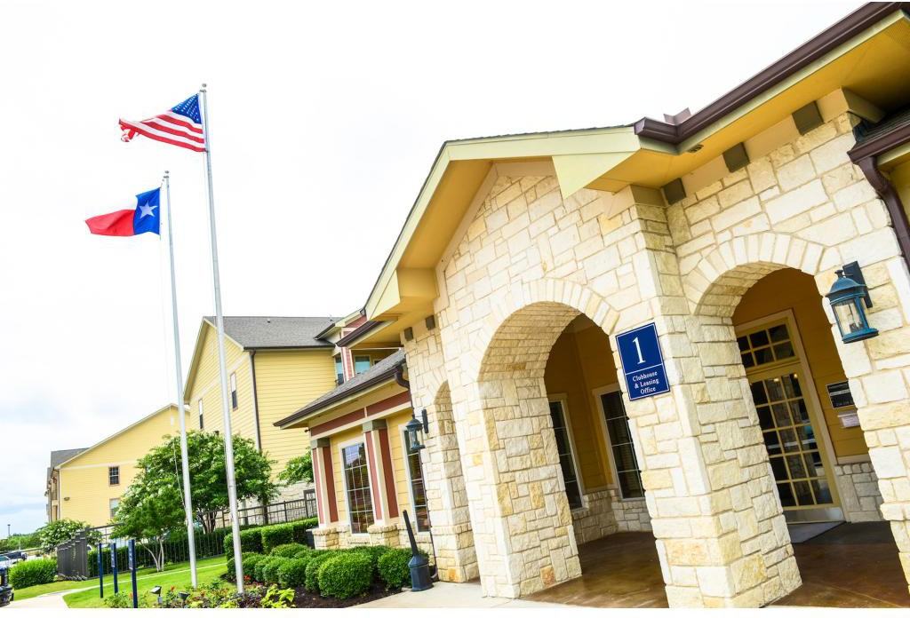 Independence Place Apartments Killeen - Photo 3 of 16